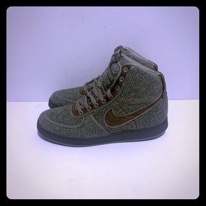 NIKE WMNS VINTAGE HARRIS TWEED SHOES
